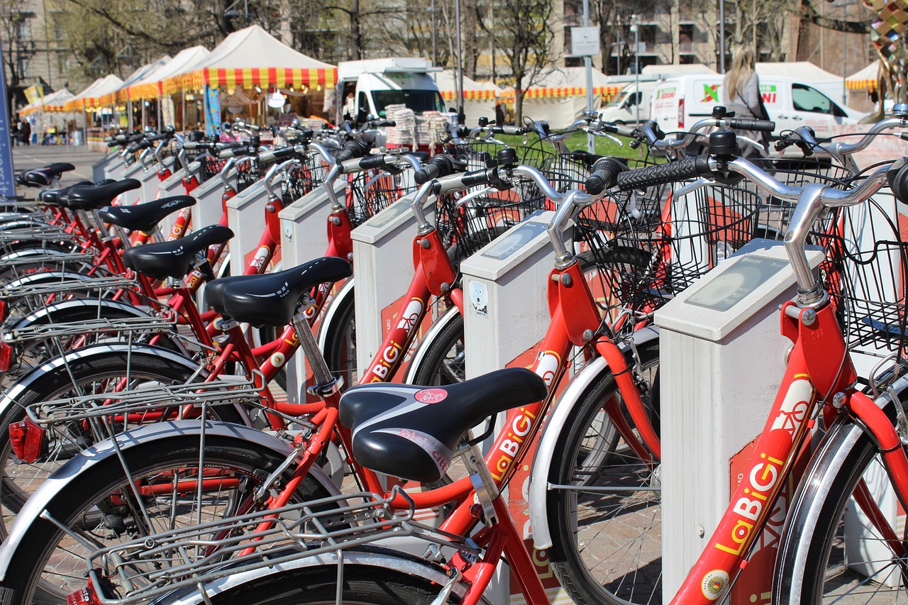 découvrez les solutions de mobilité durable qui transforment nos villes et améliorent notre qualité de vie. explorez les innovations et les pratiques écologiques pour un avenir plus vert.