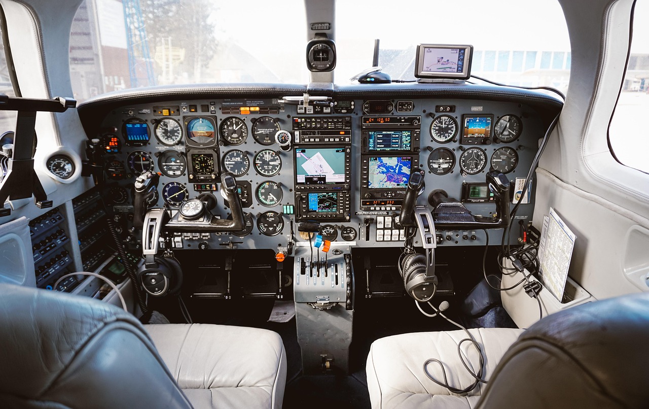 découvrez l'univers fascinant de l'aviation, des innovations technologiques aux grandes triumphs aéronautiques. explorez les avions, les pilotes, et l'impact de l'aviation sur le monde moderne.