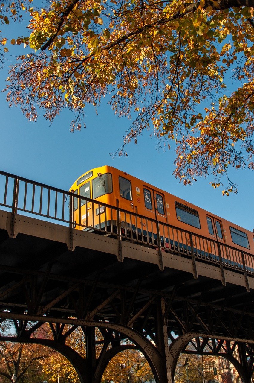 découvrez la ligne ferroviaire montpellier-perpignan, un trajet rapide et confortable reliant deux grandes villes du sud de la france, idéal pour vos déplacements professionnels et touristiques.