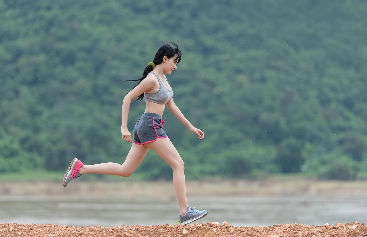 découvrez tous les conseils, astuces et équipements essentiels pour réussir votre pratique du running, améliorer vos performances et prendre plaisir à courir, quel que soit votre niveau !