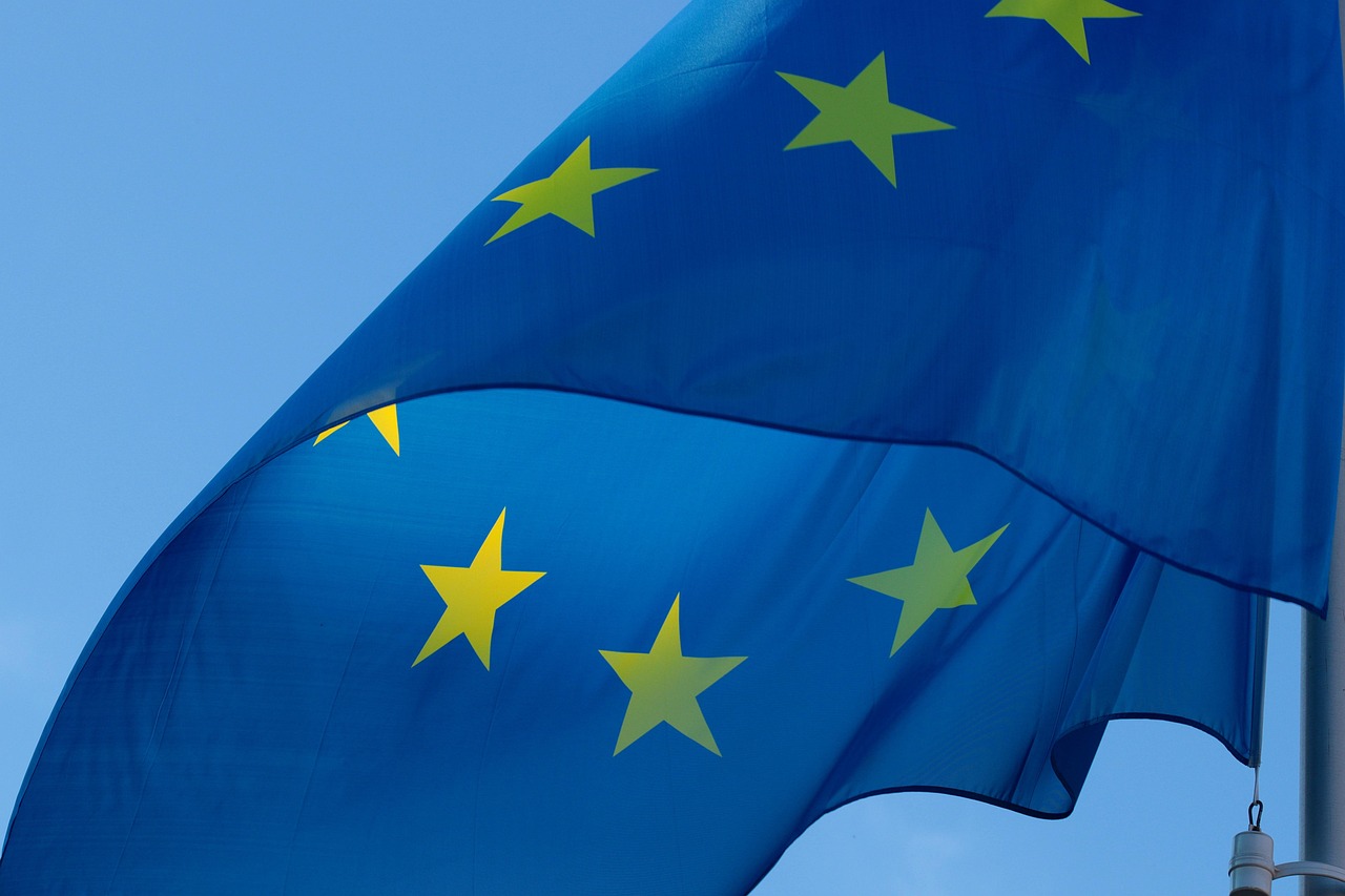 découvrez le pacte environnemental de l'ue, une initiative visant à renforcer les actions pour le climat, protéger la biodiversité et promouvoir un développement durable en europe.