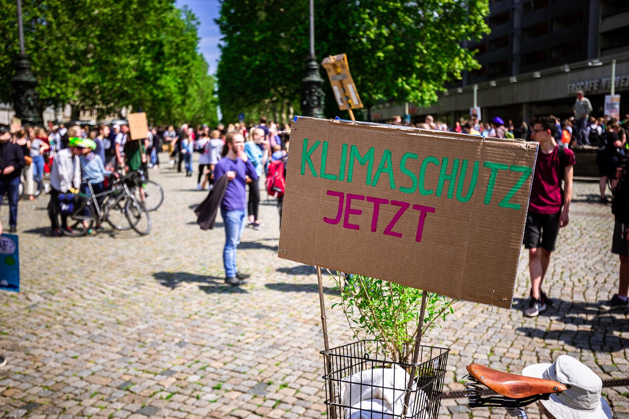 découvrez les enjeux et les perspectives du futur climatique. analyse des impacts, des solutions durables et des innovations pour un monde en harmonie avec l'environnement.
