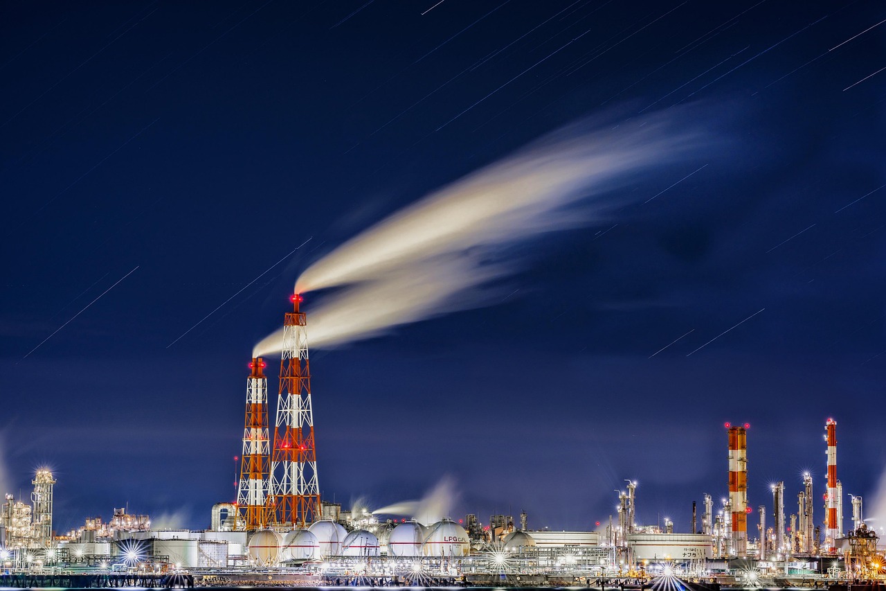 découvrez ce que sont les émissions de gaz à effet de serre, leur impact sur le changement climatique, ainsi que des solutions pour les réduire et protéger notre planète.