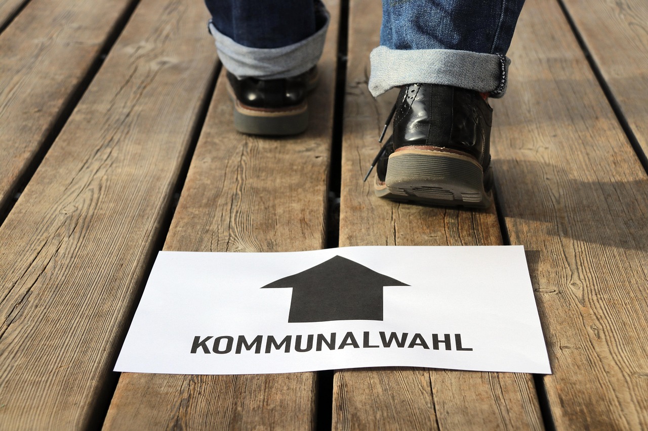 découvrez le rôle et les responsabilités du conseil municipal dans la gestion locale et le développement de votre communauté.
