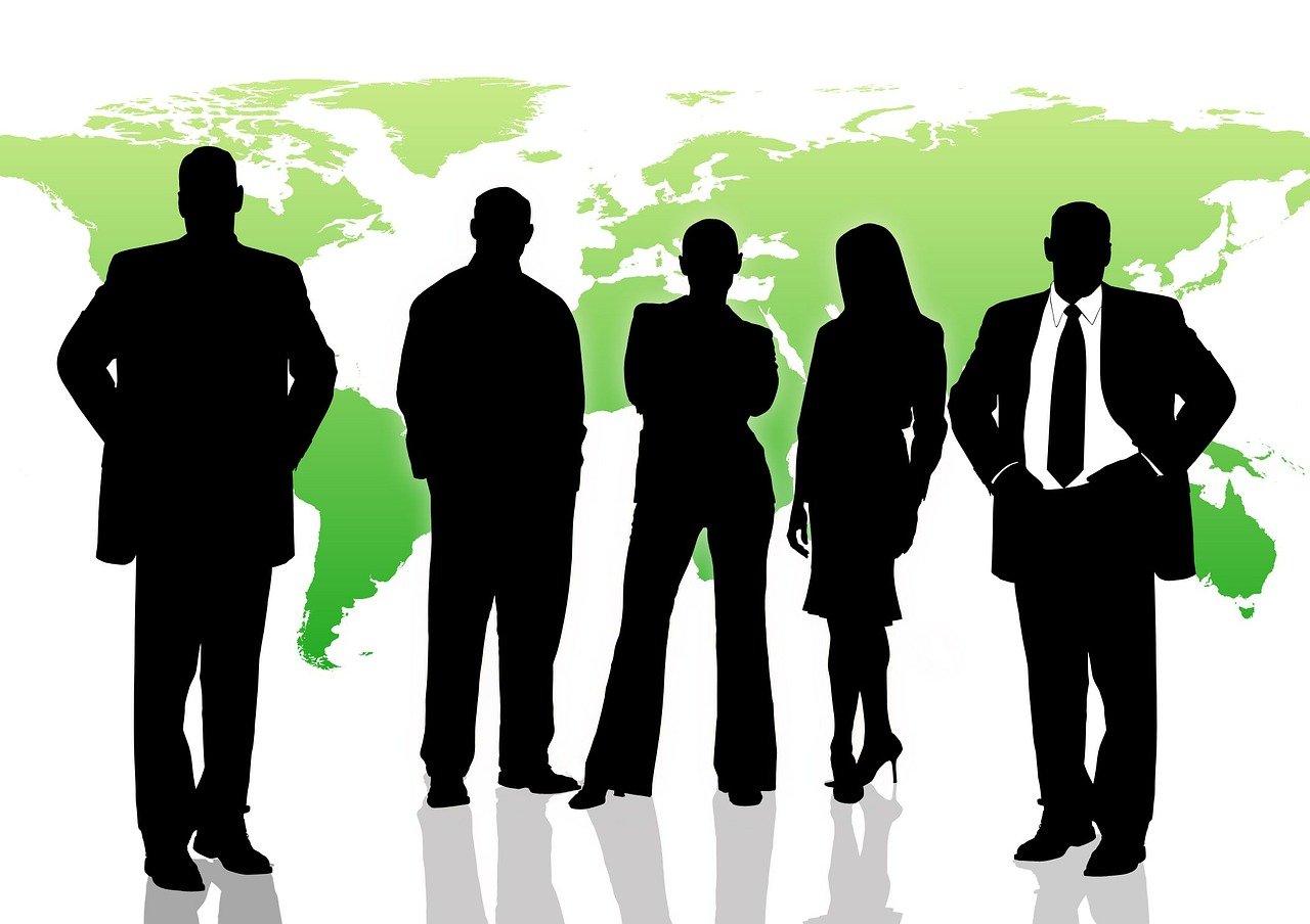 conseil de développement : collaborer pour élaborer des stratégies efficaces et promouvoir la croissance durable au sein de votre communauté ou organisation.