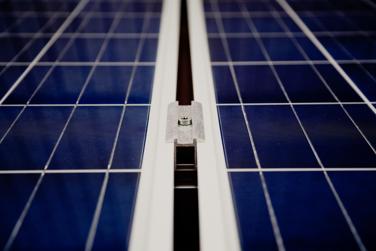 découvrez les avantages de l'énergie solaire, une source d'énergie renouvelable et durable qui contribue à la protection de l'environnement tout en réduisant vos factures d'électricité. informez-vous sur les différentes technologies solaires et comment vous pouvez optimiser votre consommation d'énergie dès aujourd'hui.