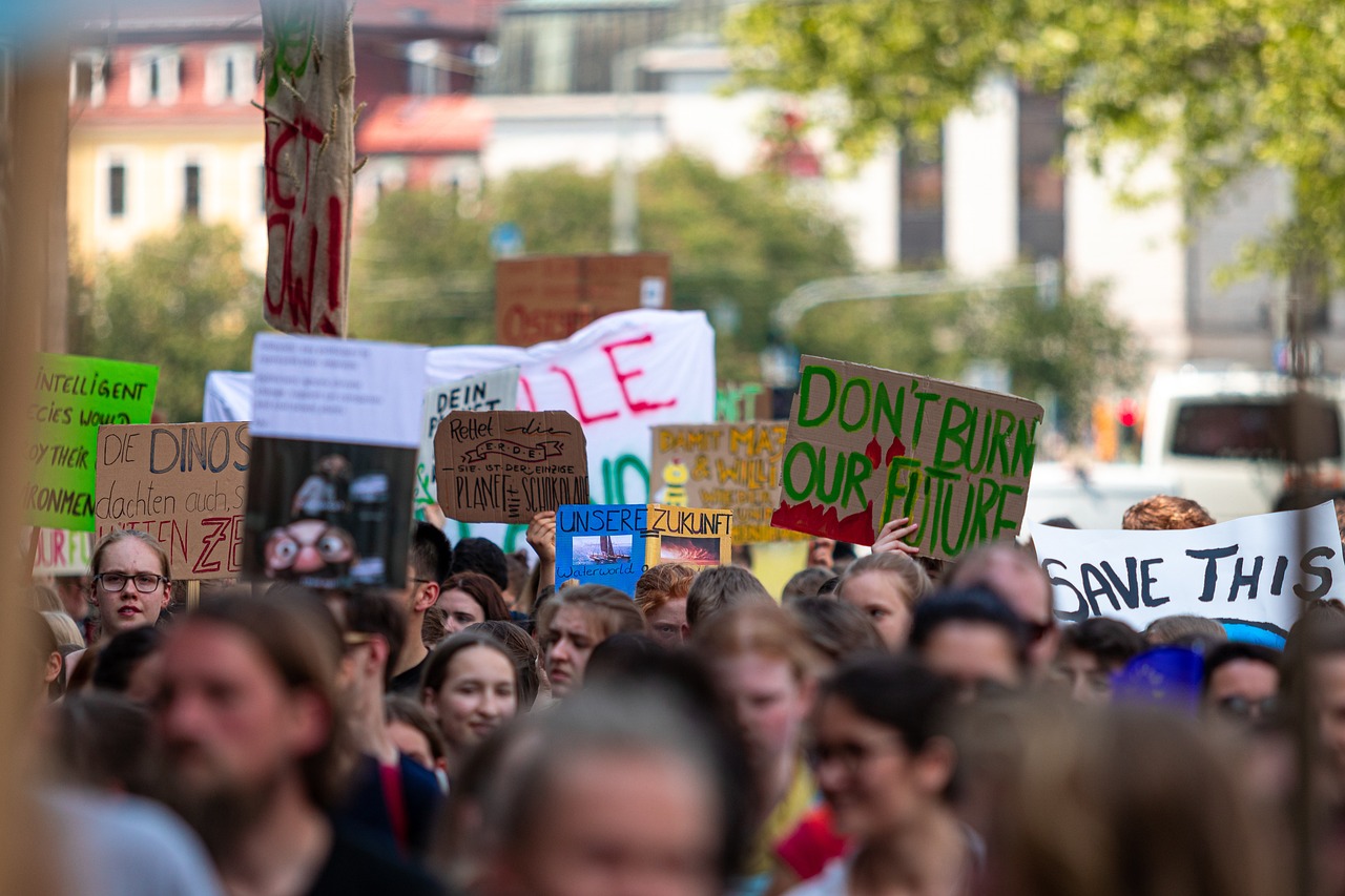 découvrez les principales initiatives climatiques visant à lutter contre le changement climatique, soutenir la transition écologique et encourager des actions durables pour un avenir plus vert.