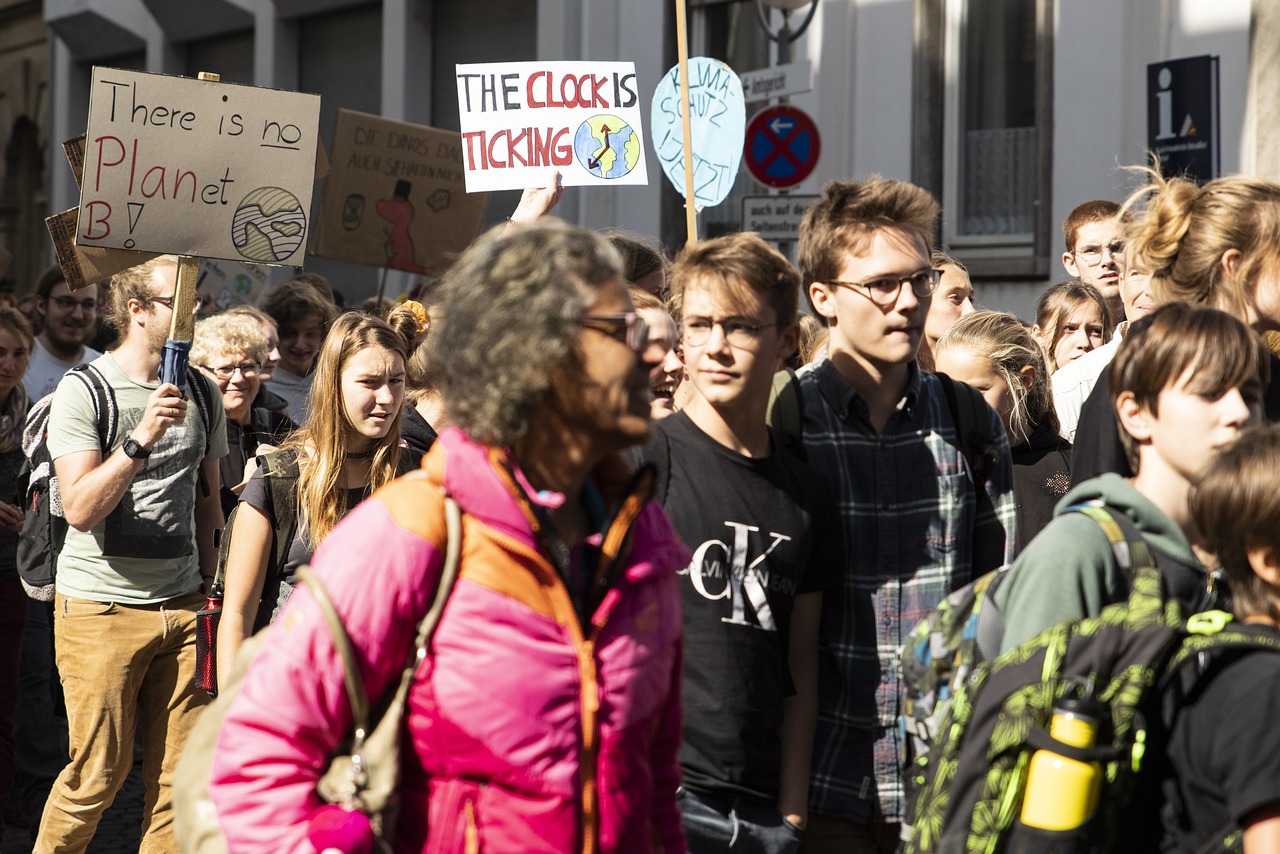 découvrez les enjeux du climat : des changements environnementaux aux solutions durables, explorez comment nos actions peuvent influencer la planète et garantir un avenir meilleur.