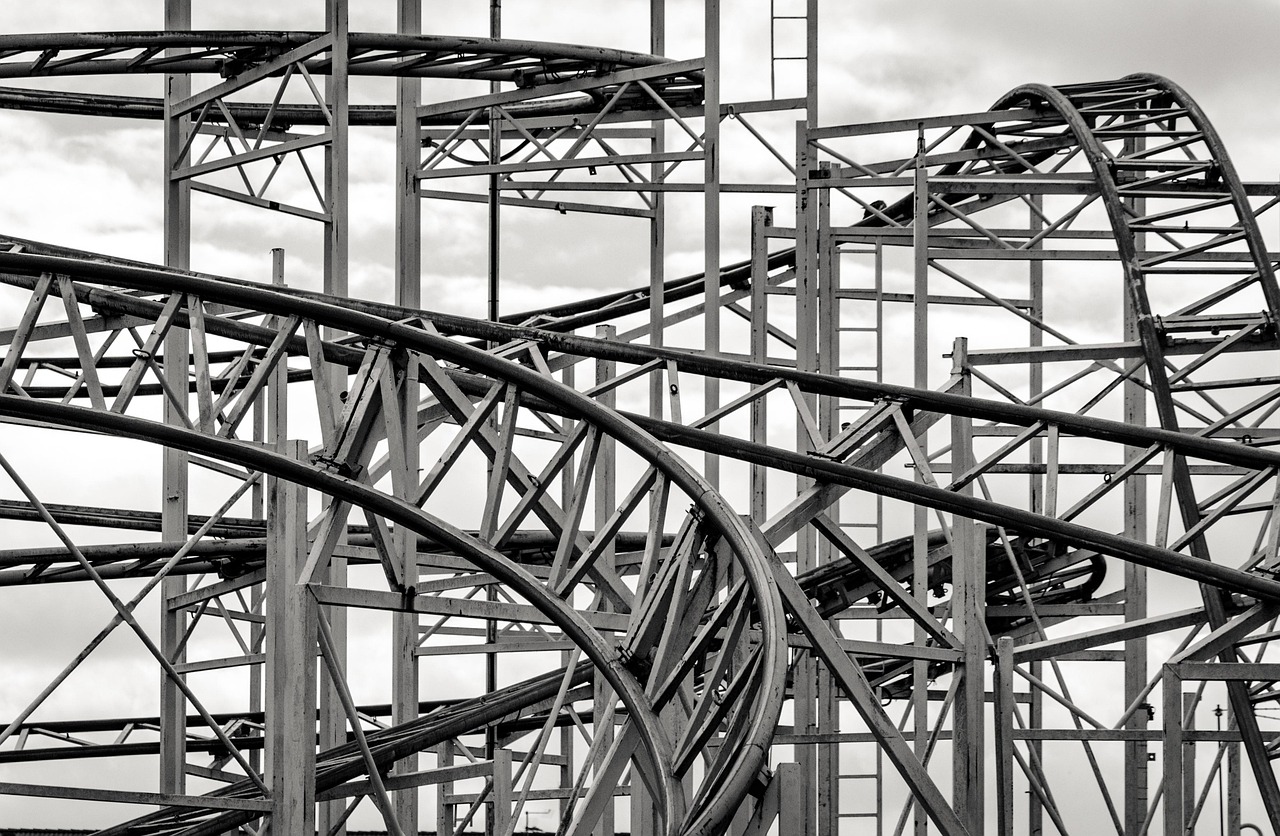découvrez les frameworks réglementaires essentiels qui guident et régulent diverses industries. explorez les normes, directives et politiques en vigueur pour assurer la conformité et la sécurité, tout en garantissant une opération efficace et responsable.