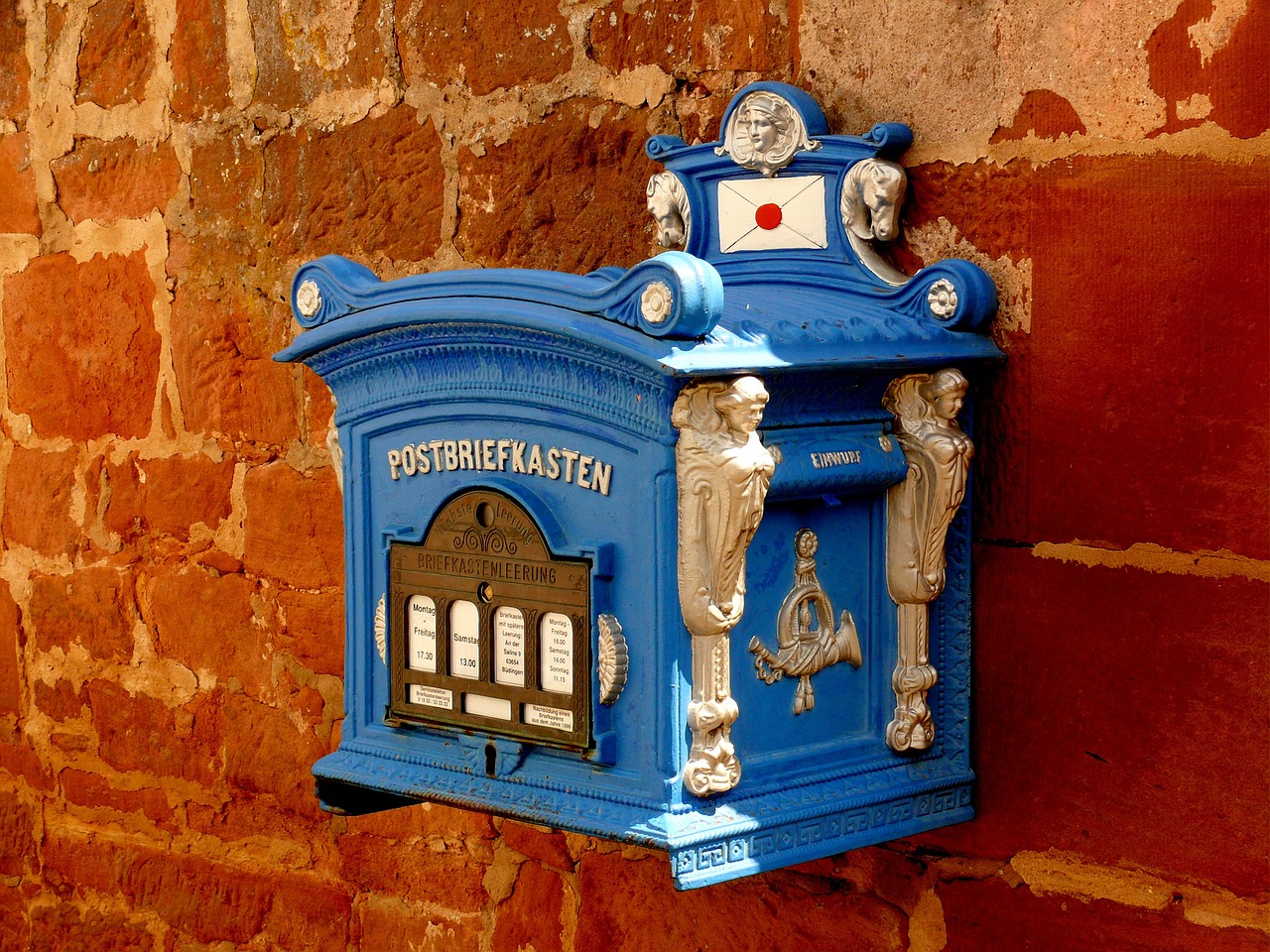 Votre boîte aux lettres déborde de prospectus ? Découvrez 3 astuces simples pour alléger votre courrier publicitaire